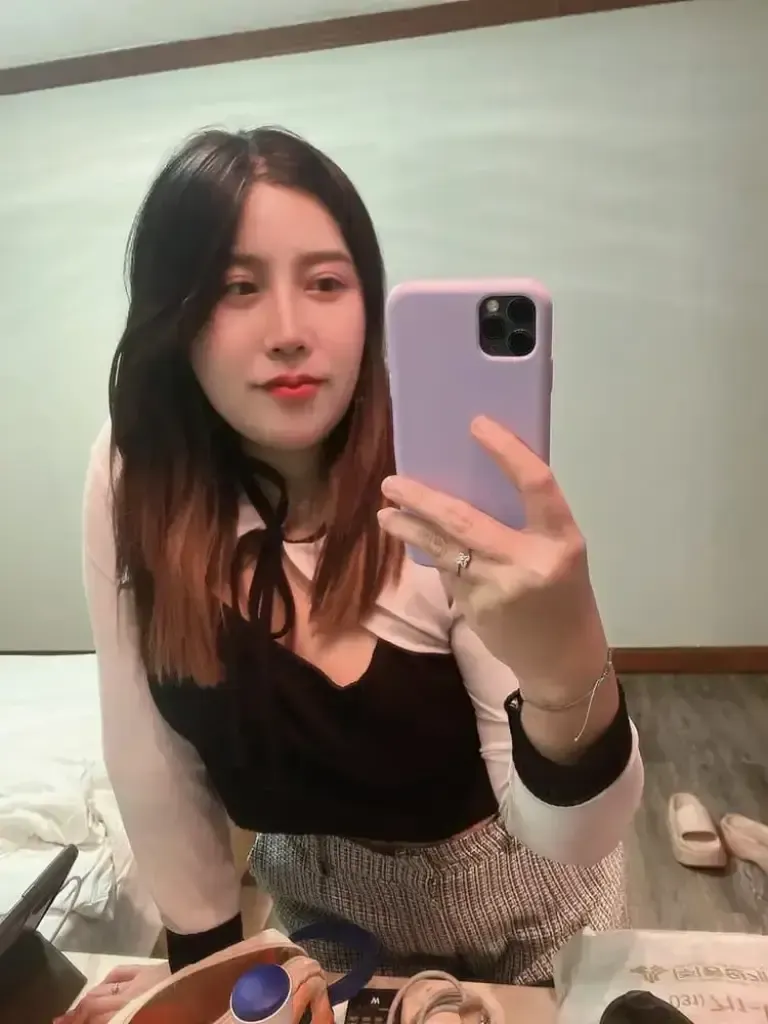 น้อง น้อง บีบีหมอนวดอิสระ — ดินแดง